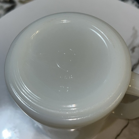 Vintage Holly Hobbie "Love is The Magic Of Christmas" Christmas Mug - Picture 4 of 10